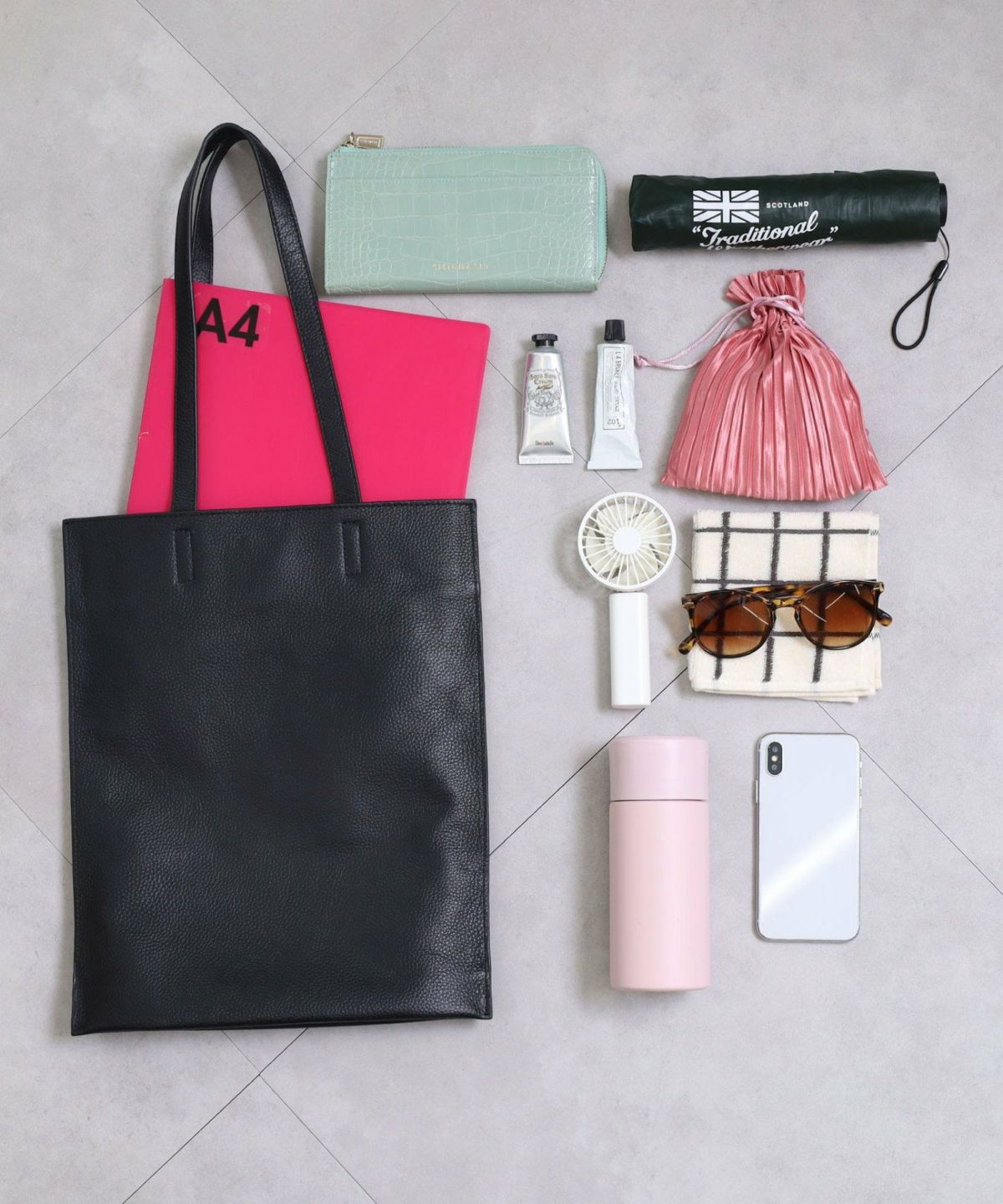 【COO SPECIAL WEEK】 收縮皮革 Simple Flat Tote Bag / A4 Compatible